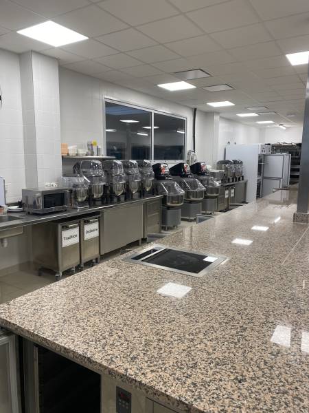 Installation d'une cuisine collective d'un CFA de Livron sur Drôme (26)