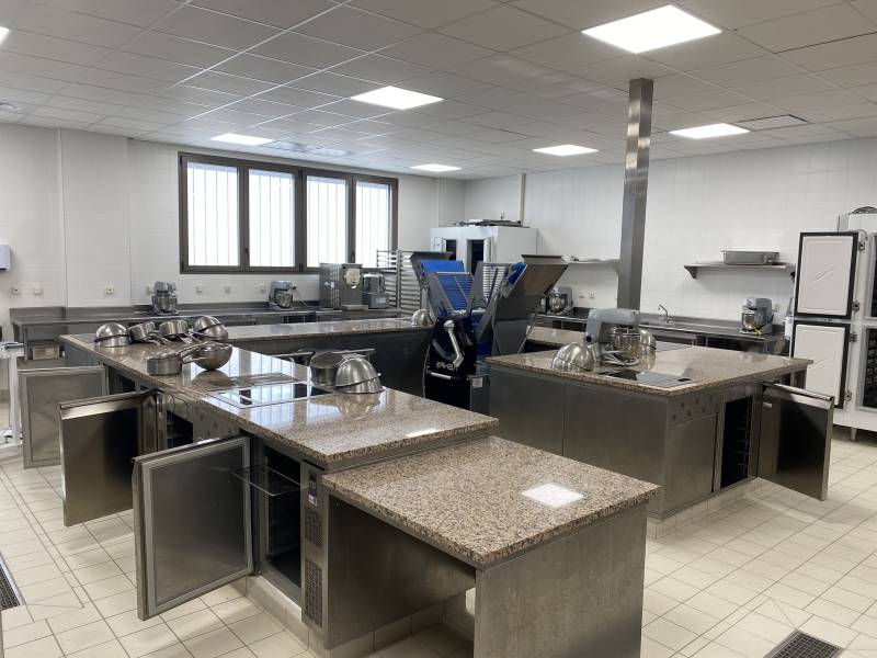 Installation d'une cuisine collective d'un CFA de Livron sur Drôme (26)